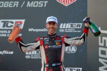 Esteban Guerrieri da lucha en el WTCR