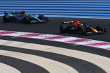 Hamilton presiona por castigo a Red Bull